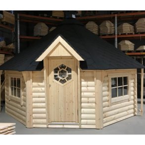 Grillhytte B 15 kvm. 150 cm veggh�yde. Med Grill, Pipe, Gulv, Benker